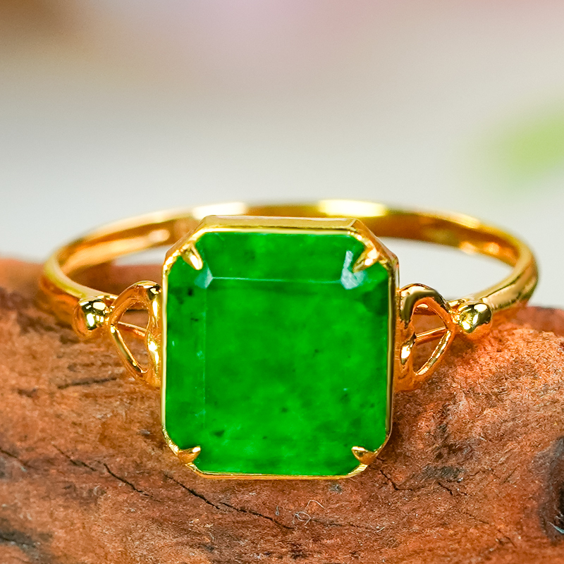 洛丽亚18k金镶嵌天然A货翡翠戒指满绿龙石八角方牌方糖爱心设计款
