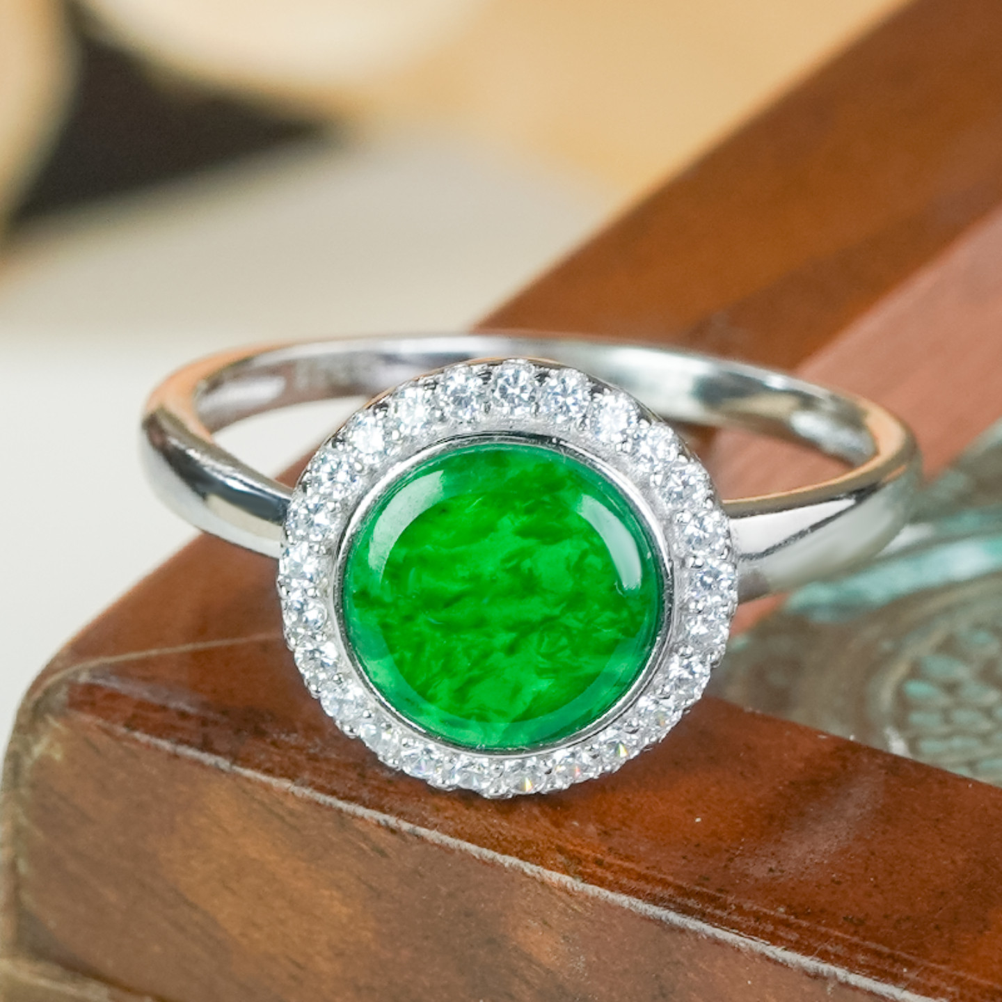 天然翡翠A货银镶嵌经典简约满绿龙石翡翠绿圆牌戒指,珠宝/钻石/翡翠,戒指/指环,淘宝优惠券,粉丝福利购,淘宝优惠卷