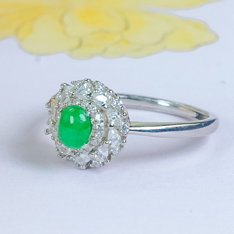 节日送礼送爱人天然翡翠A货银镶嵌精致豪镶满锆阳绿翡翠蛋面戒指