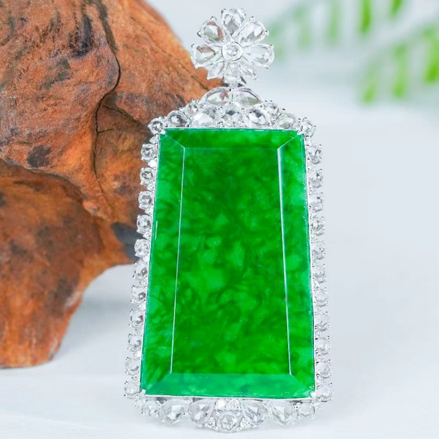 缅料天然翡翠A货18K金镶玉无事牌吊坠嵌豪镶龙石满绿翡翠方牌玉坠