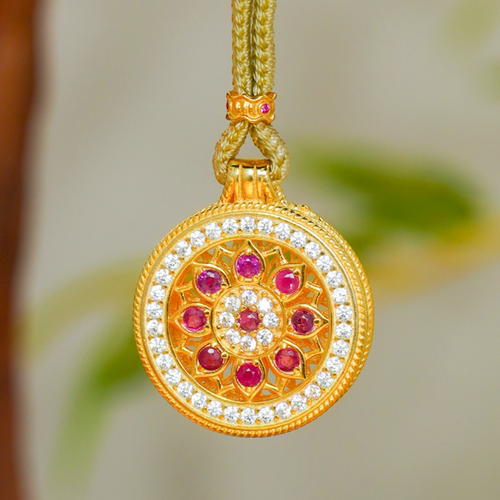 银镶玫瑰花窗八宝罗盘镂空吊坠