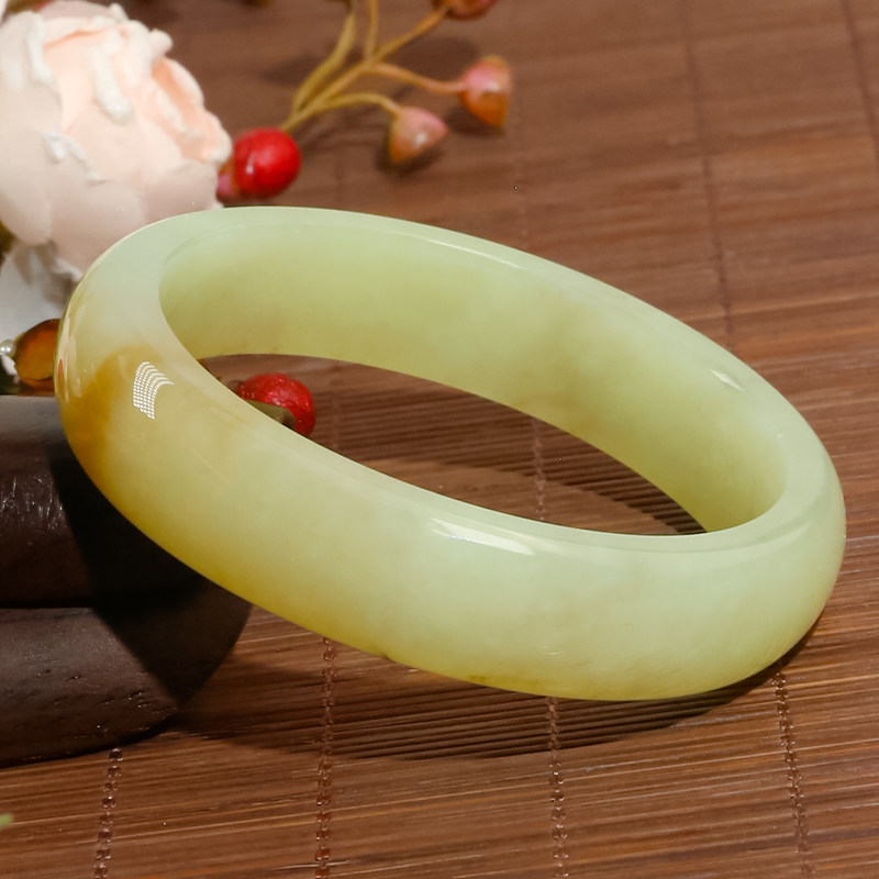 洛丽亚天然和田玉气质优雅飘糖玉色宽边款手镯,珠宝/钻石/翡翠,手镯,淘宝优惠券,粉丝福利购,淘宝优惠卷
