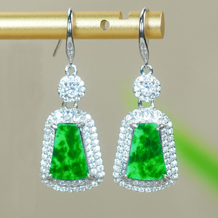 天然翡翠A货时尚豪镶小圆扣头飘辣绿银白色梯形无事牌耳环耳钩款