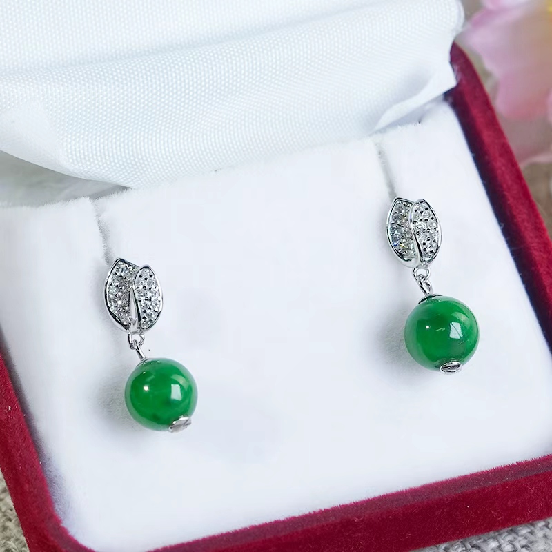 洛丽亚天然和田玉耳钉耳饰银镶嵌时尚叶子设计碧玉圆珠耳环