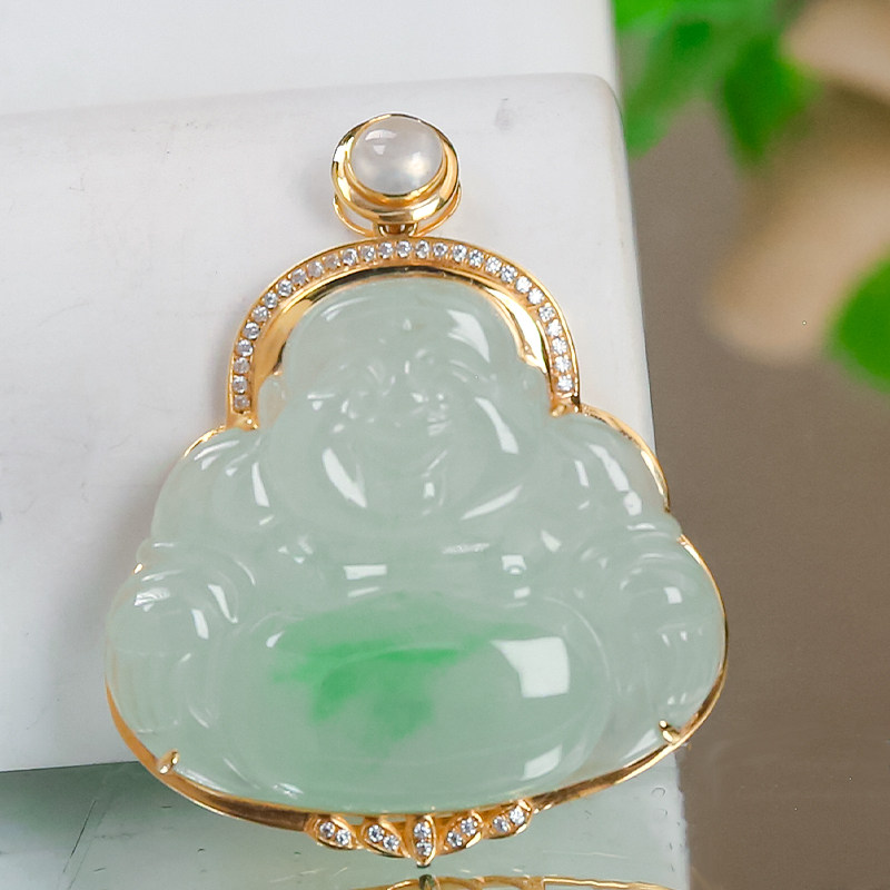 14K金天然翡翠A货精美气质阳绿佛公吊坠