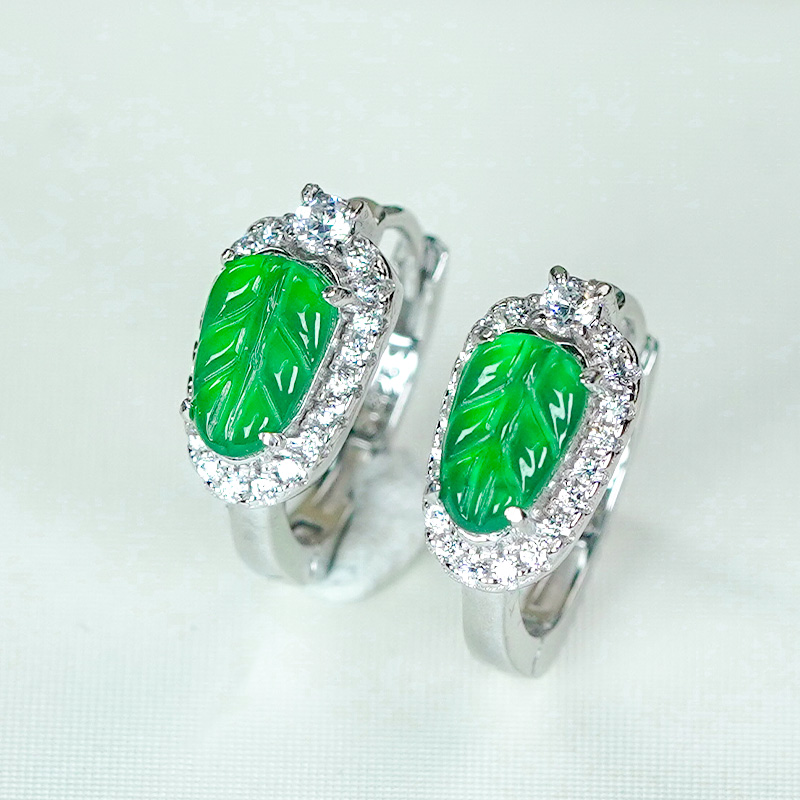翡翠耳环天然翡翠A货银镶精致满锆冰透冰辣绿翡翠叶子耳扣耳包