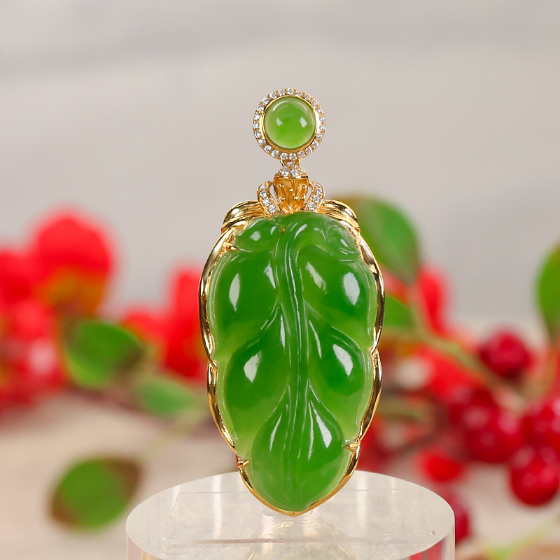 洛丽亚14K金天然和田玉碧玉百搭满绿叶子款吊坠