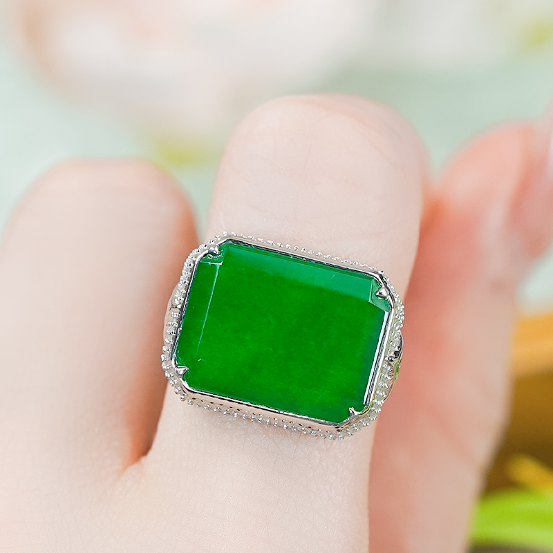 洛丽亚18K金镶玉天然a货翡翠满绿龙石大气简约无事牌戒指生日礼物