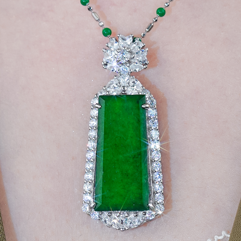 洛丽亚A货银镶嵌时尚吊坠项链