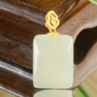 925银镶嵌天然和田玉简约时尚 和田玉无事牌吊坠送妈妈送爱人