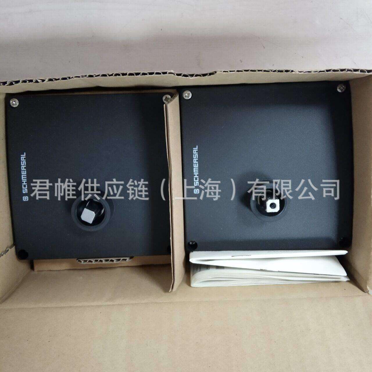 SCHMERSAL 安全门开关 型号：AZM 300Z-ST-1P2P-DU