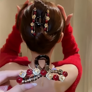 新年红色抓夹发卡头饰配饰女高级感2026新款后脑勺鲨鱼发夹子发饰