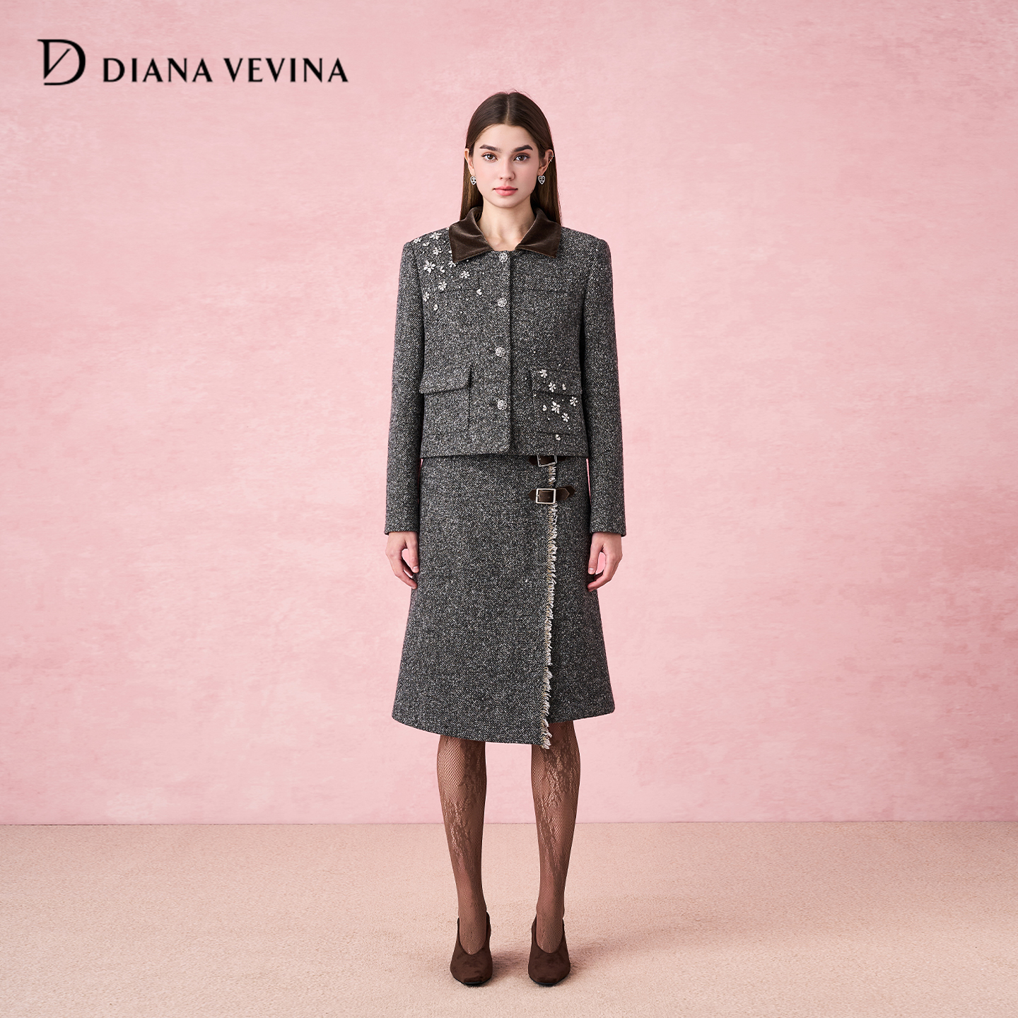 DIANAVEVINA2025秋冬新款时尚套装小香风粗花呢钉珠短外套半身裙