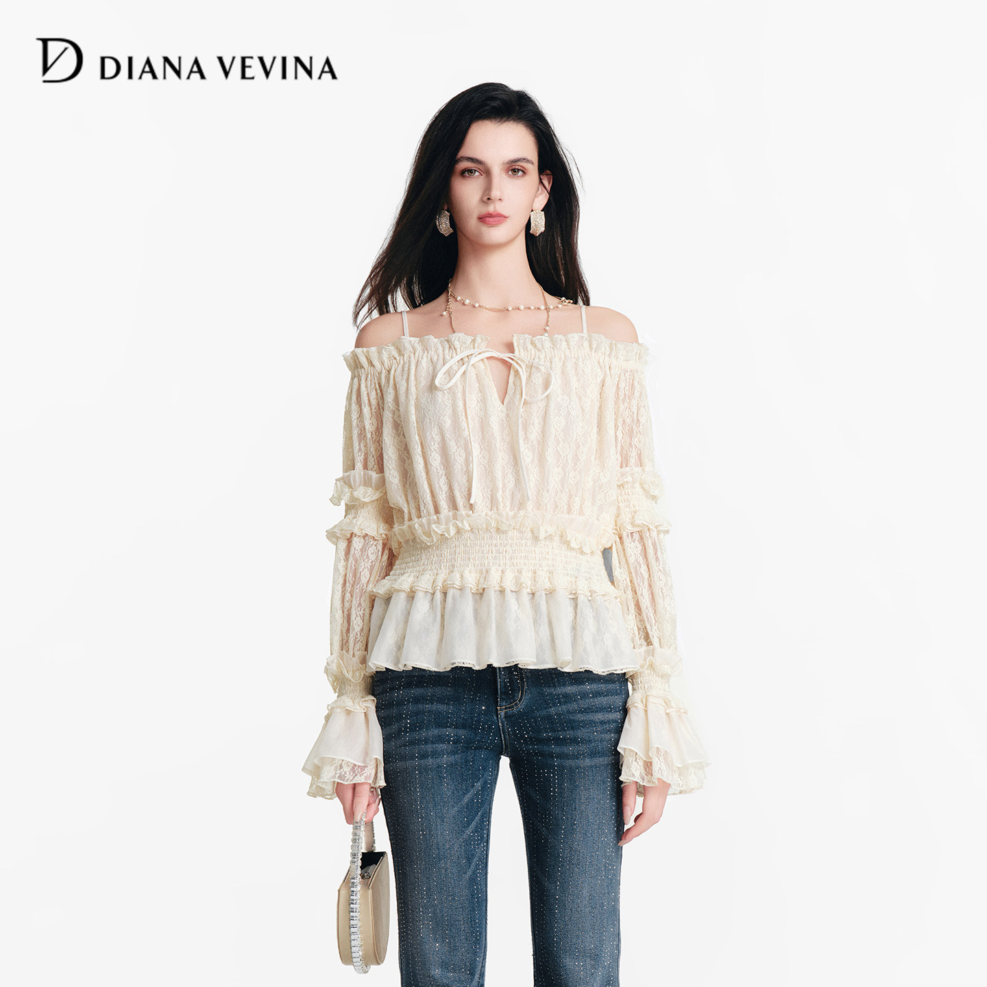 DIANAVEVINA2026春季新款一字肩蕾丝荷叶边喇叭袖收腰女小衫上衣,女装/女士精品,蕾丝衫/雪纺衫,淘宝优惠券,粉丝福利购,淘宝优惠卷