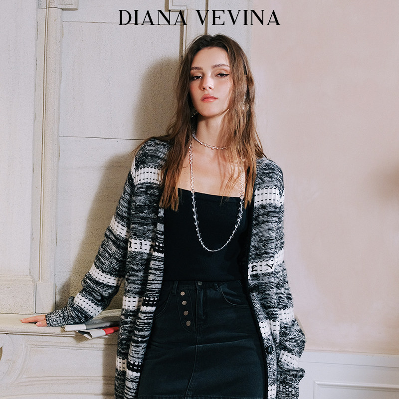 DIANA VEVINA黑白渐变拼接logo长款羊绒毛衣秋冬新款慵懒随意23AW