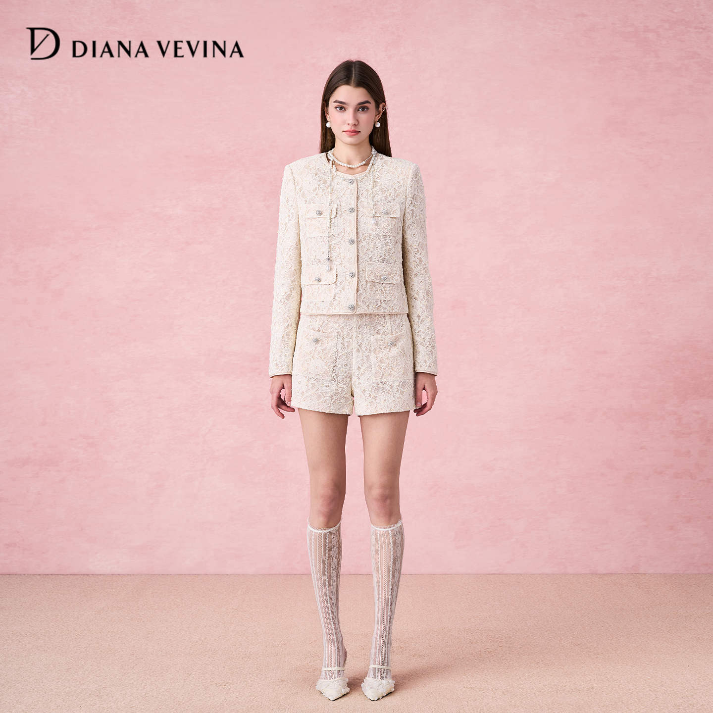 DIANAVEVINA2025秋季新款时尚套装女米色小香风复古蕾丝外套短裤
