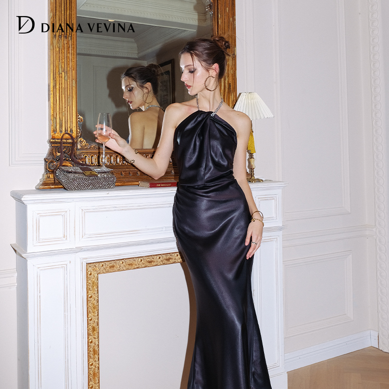 DIANAVEVINA仿皮缎面鱼尾连衣裙