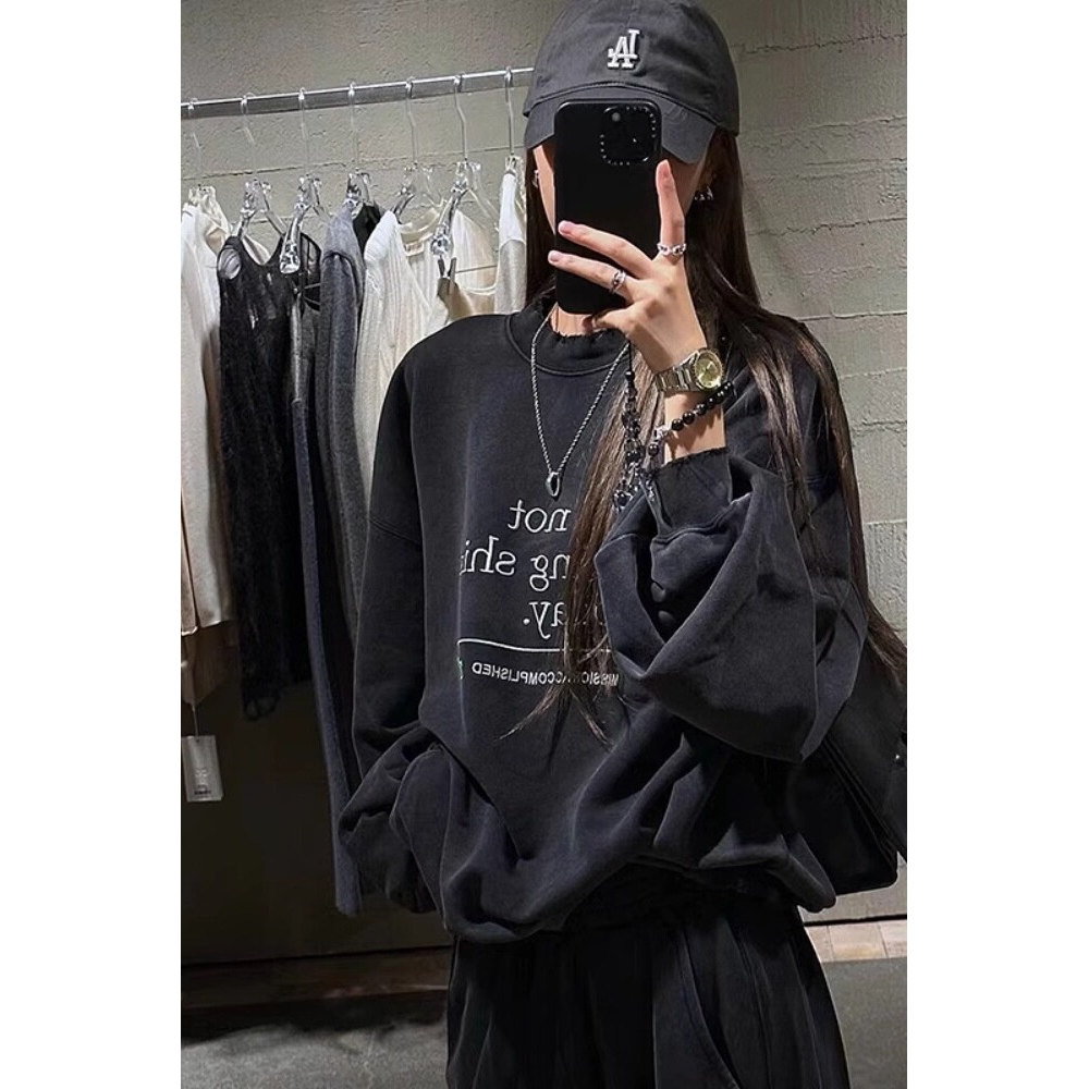 爆款美式做旧水洗黑色圆领卫衣女