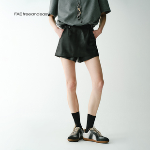 复古百搭皮革裙裤 不必拘束 2025春夏显高显瘦黑色短裤 FAE