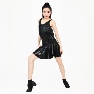 2026春季新款拉丁舞服女童表演服金属感吊带荡领连体裙日常练习服