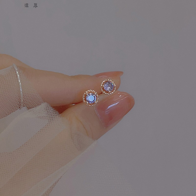 迷你版实物很小锆石圆形几何耳钉