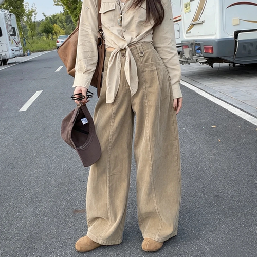 卡其灯芯绒加厚显瘦弯刀阔腿裤女