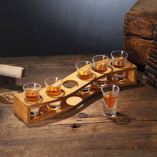 小酒杯一口杯玻璃白洋酒