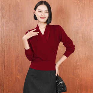 法式性感V领针织衫女秋冬气质高级感修身显瘦安哥拉红打底衫毛衣
