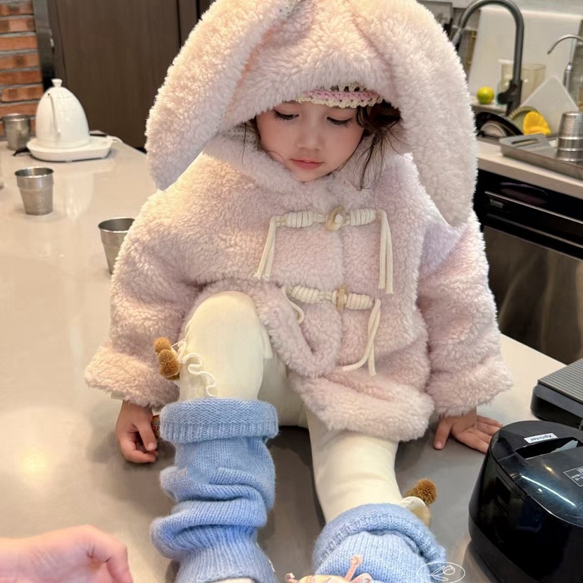 one豆童装女童宝宝儿童冬装韩系可爱兔耳朵毛毛外套大衣棉衣棉服