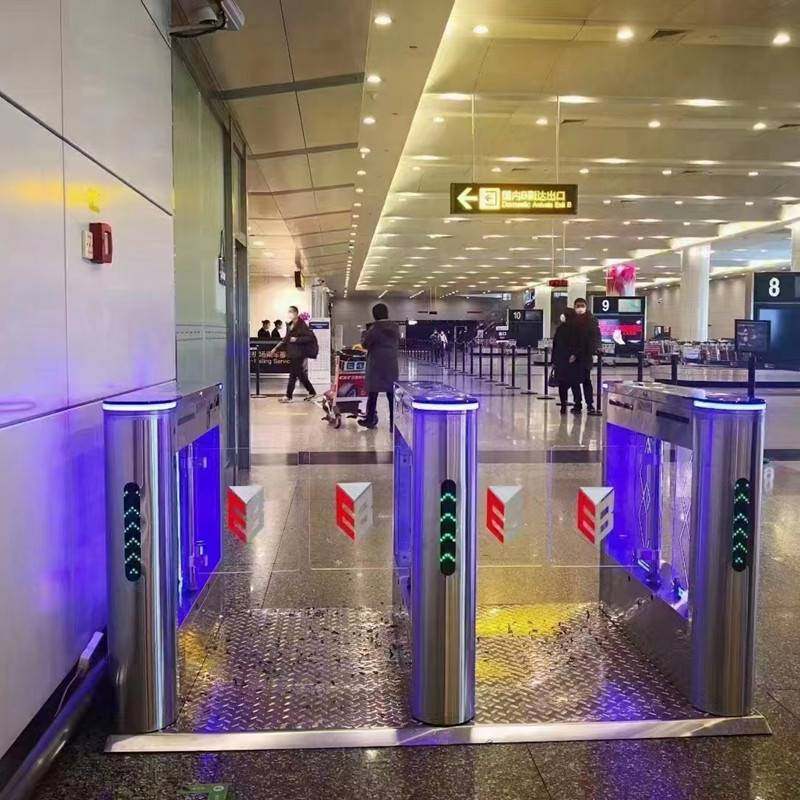 学校单位大门不挡消防通道不开槽布线可移动防滑人行通道闸机底座