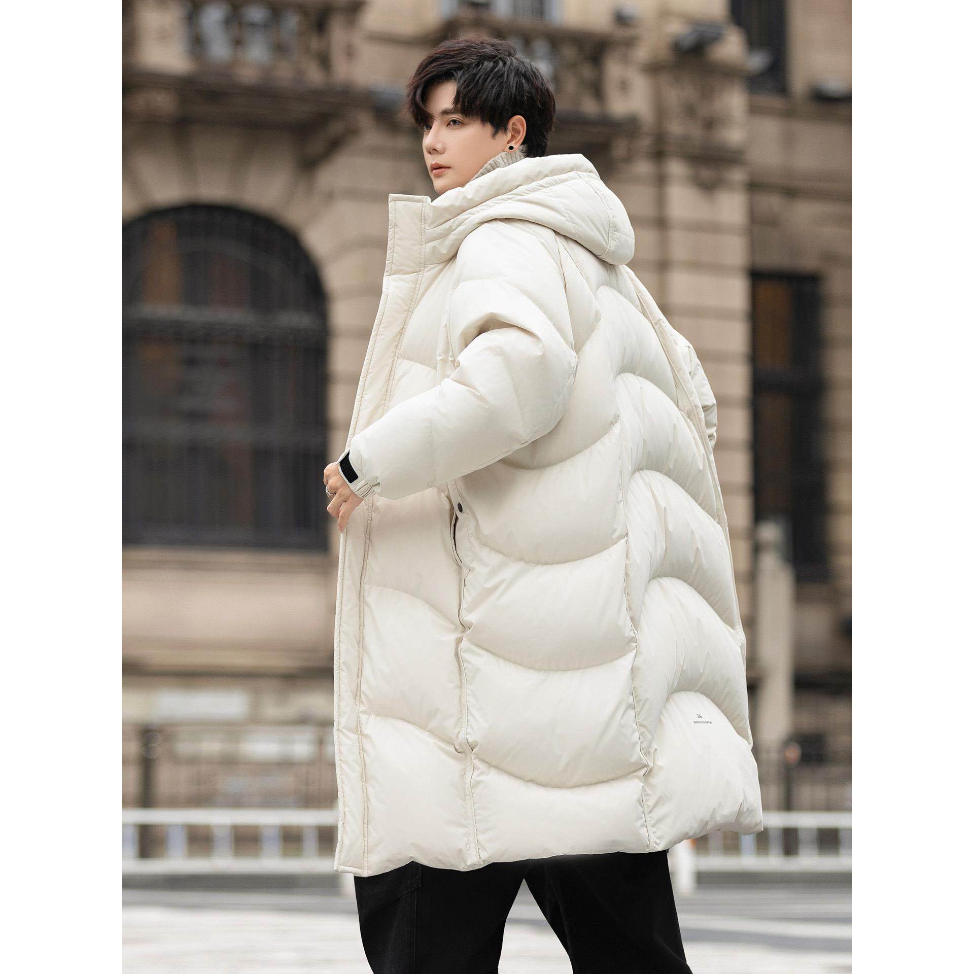 新款加长加厚羽绒服男过膝长款连帽保暖冬装男士宽松极寒情侣外套