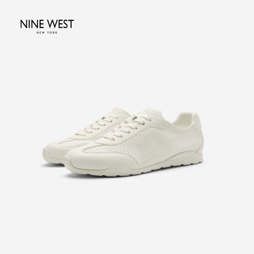 NineWest/玖熙内增高通勤小白鞋