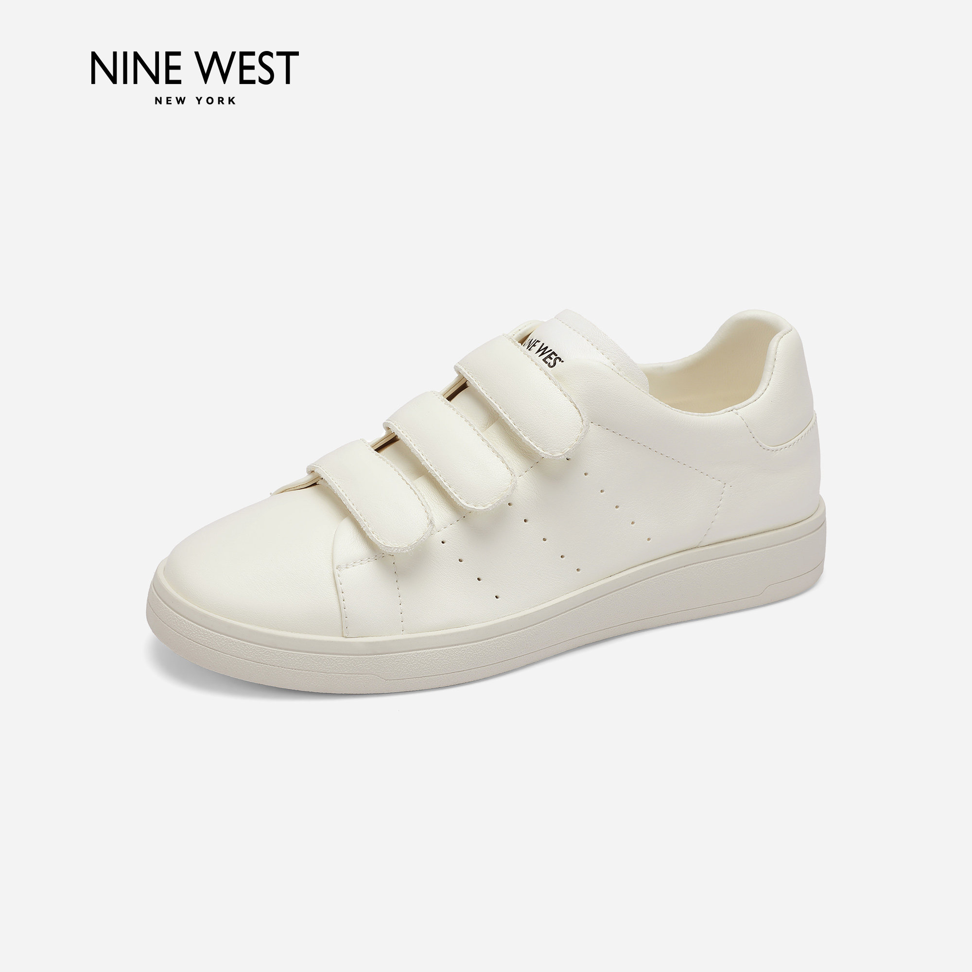 Nine West/玖熙2026奥莱简约百搭小白鞋女舒适休闲鞋魔术贴板鞋JJ