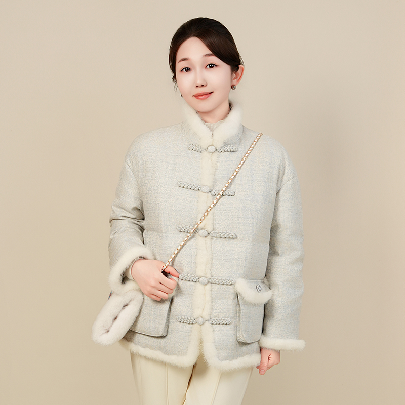 依山锦新中式白鹅绒服国风外套女冬羽绒宋锦桑蚕丝水貂毛上衣棉服