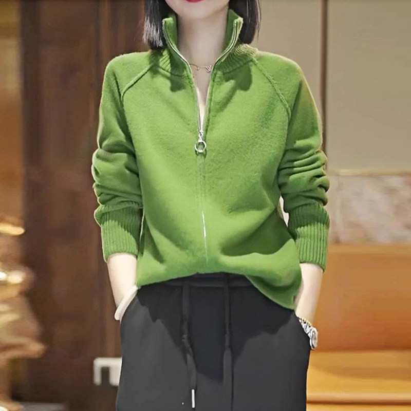绿色立领针织衫毛衣外套女士2026春秋加厚保暖洋气高级感外穿上衣
