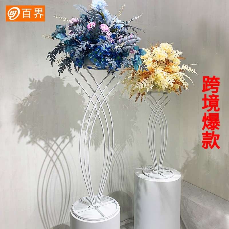 跨境爆款桌花器婚庆铁艺道具家居橱窗装饰品花架路引欧式花器摆件