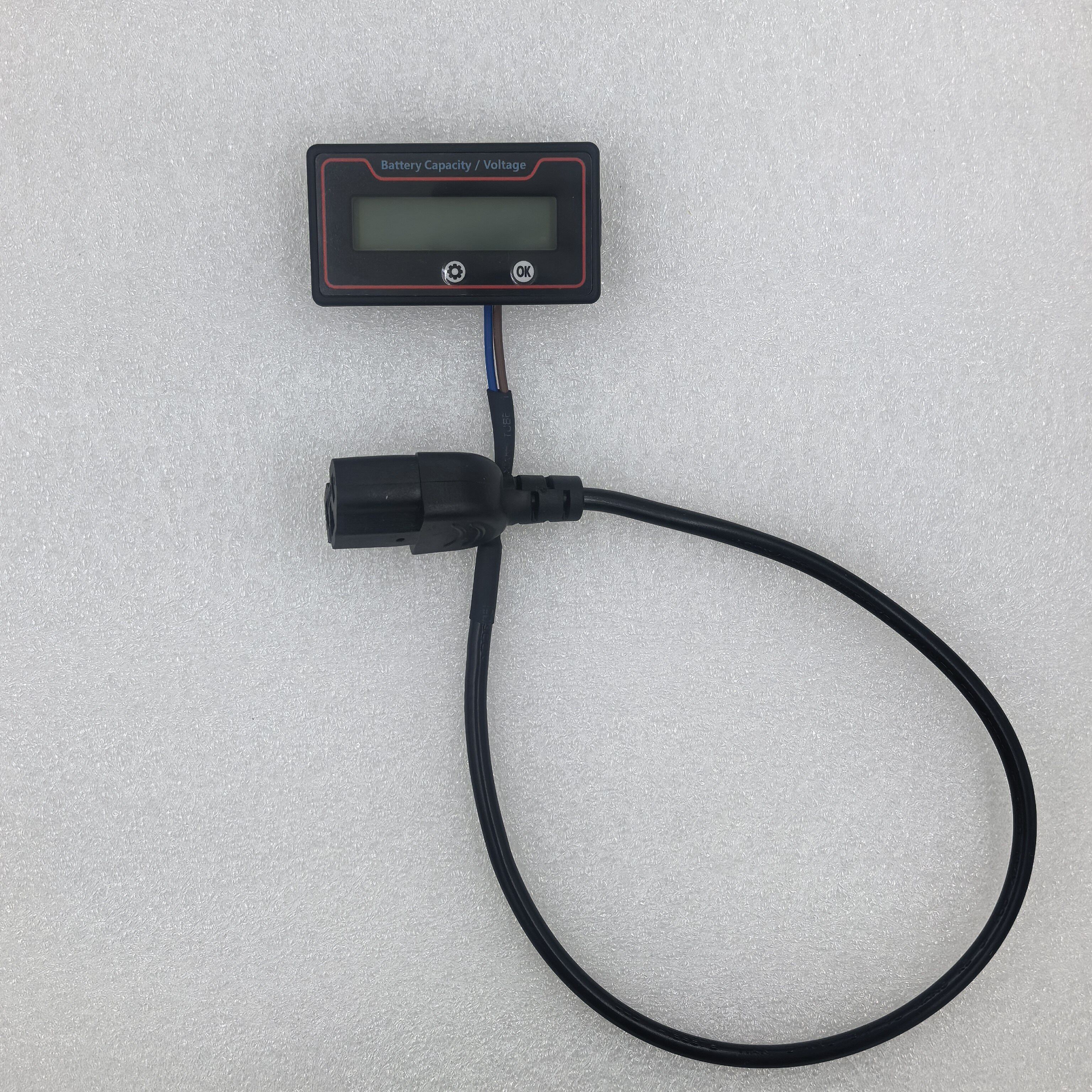 电动车电量显示表带品字插头12v24v36v48v60v72v84v锂电铅酸通用