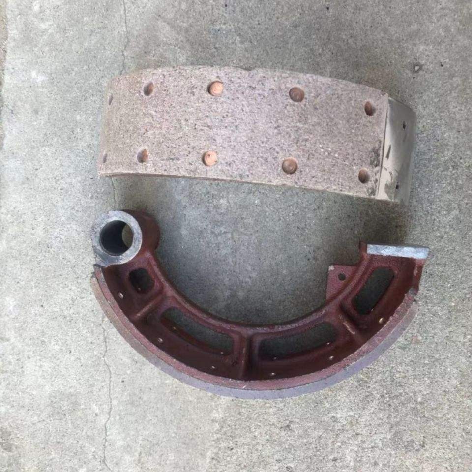 速发时风风菱D版后轮气刹加宽刹车片制动蹄宽度6.5时风轻卡汽车配