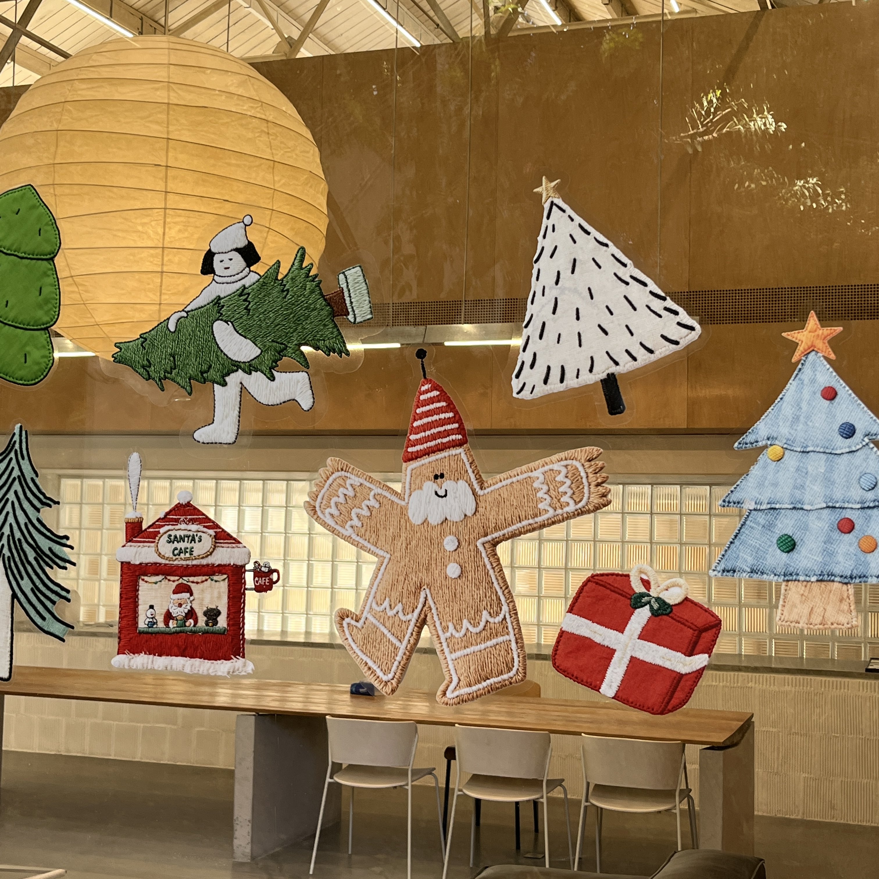 吉至圣诞冬日姜饼人布艺插画拼贴玻璃贴静电贴窗贴礼盒装饰氛围