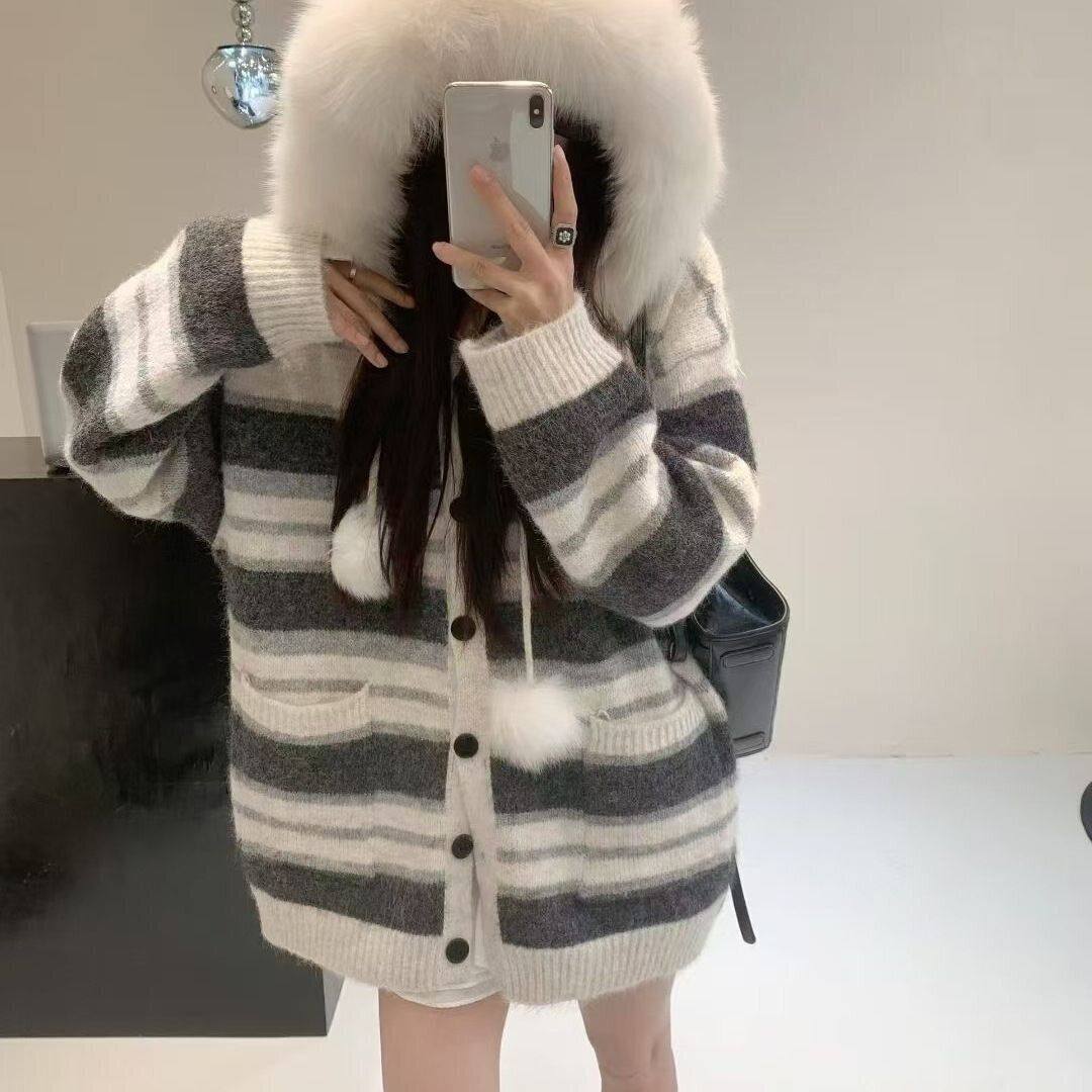 复古条纹针织开衫马甲女款外穿春秋时髦洋气百搭叠穿宽松毛衣坎肩