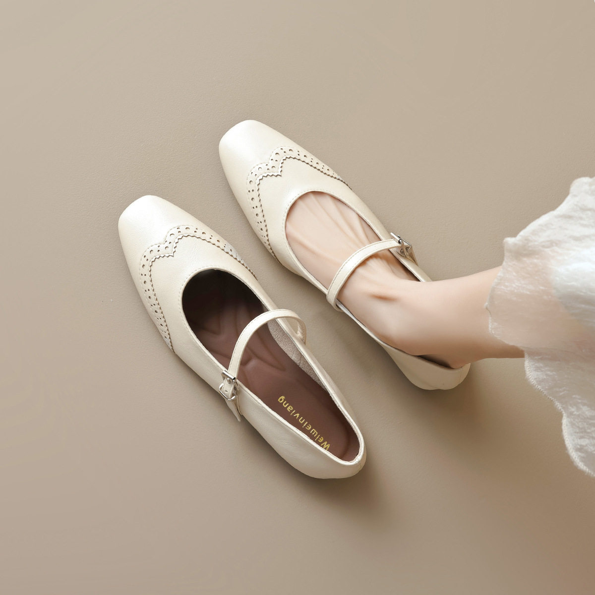 尖头单鞋平底复古一字带玛丽珍鞋法式软底奶奶鞋春季新款优雅女鞋,女鞋,浅口单鞋,淘宝优惠券,粉丝福利购,淘宝优惠卷