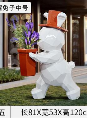 几何大兔子摆件可妮兔网红店门口商场装饰大型卡通玻璃钢雕塑定制