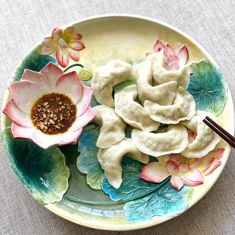 荷花创意水饺盘 釉下彩陶瓷家用 中式圆形餐盘 水墨风设计 艺术摆