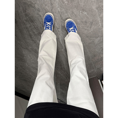 cleanfit白色微喇牛仔裤男款