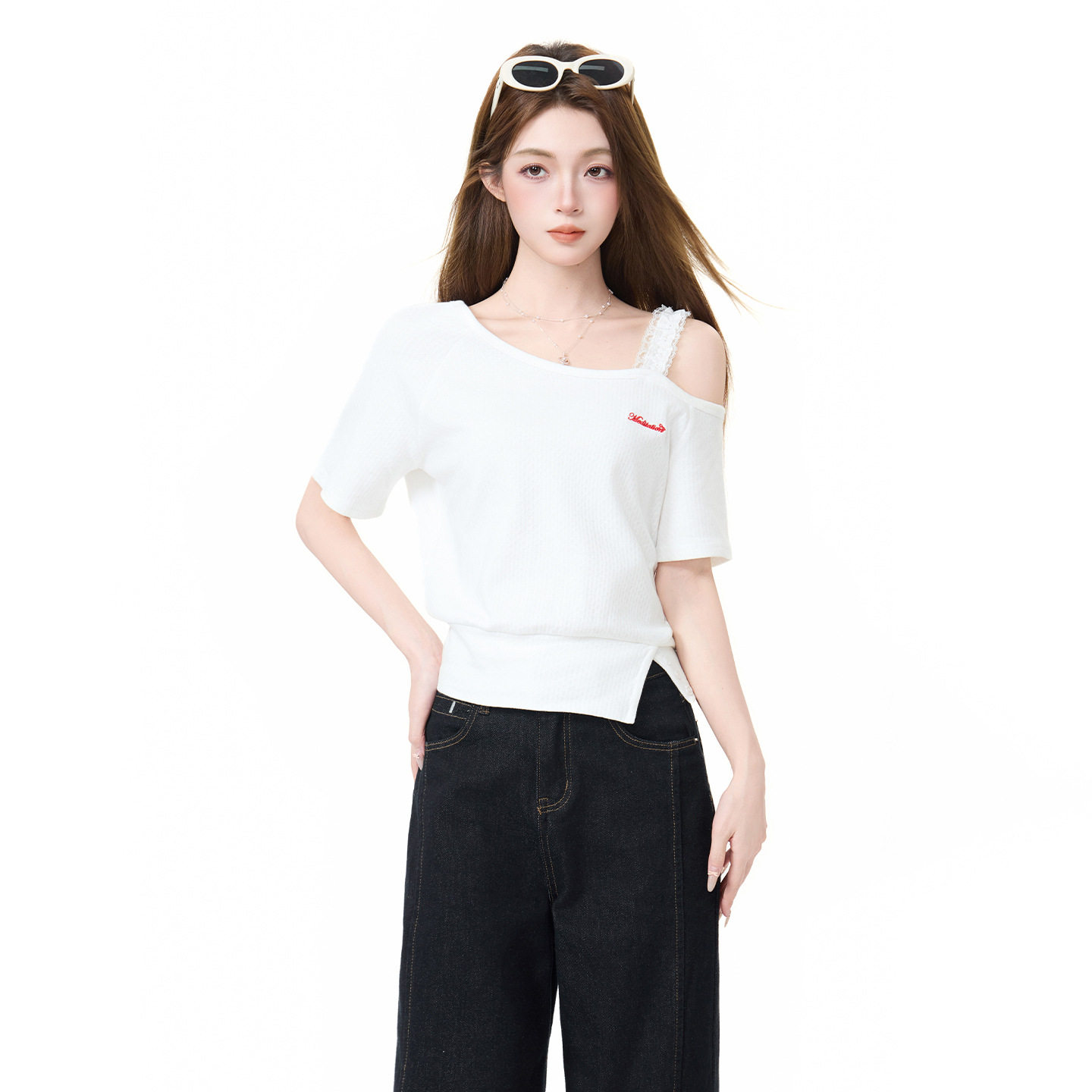 白色斜领露肩辣妹短袖T恤女2026夏季新款设计感收腰显瘦绝美上衣