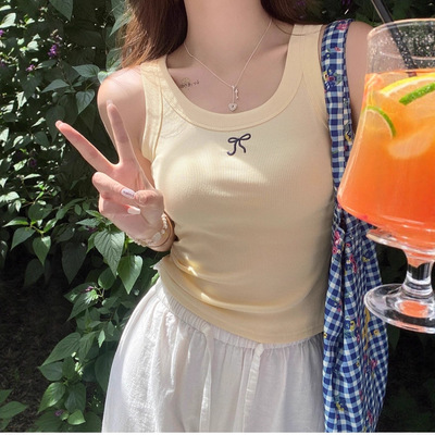 黄色吊带小背心女士内搭外穿磨毛秋冬新款带胸垫宽肩绝美上衣