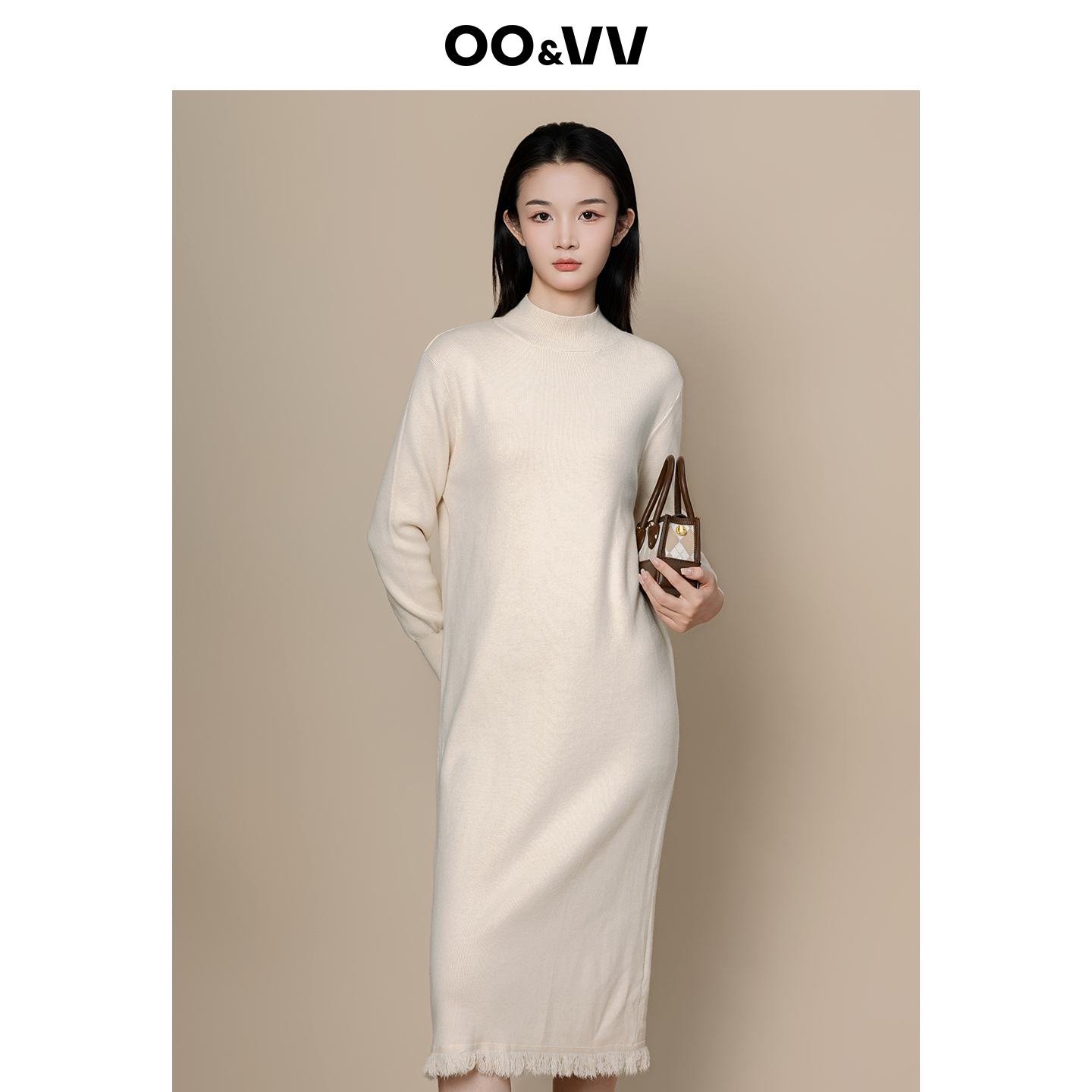纯色半高领针织连衣裙