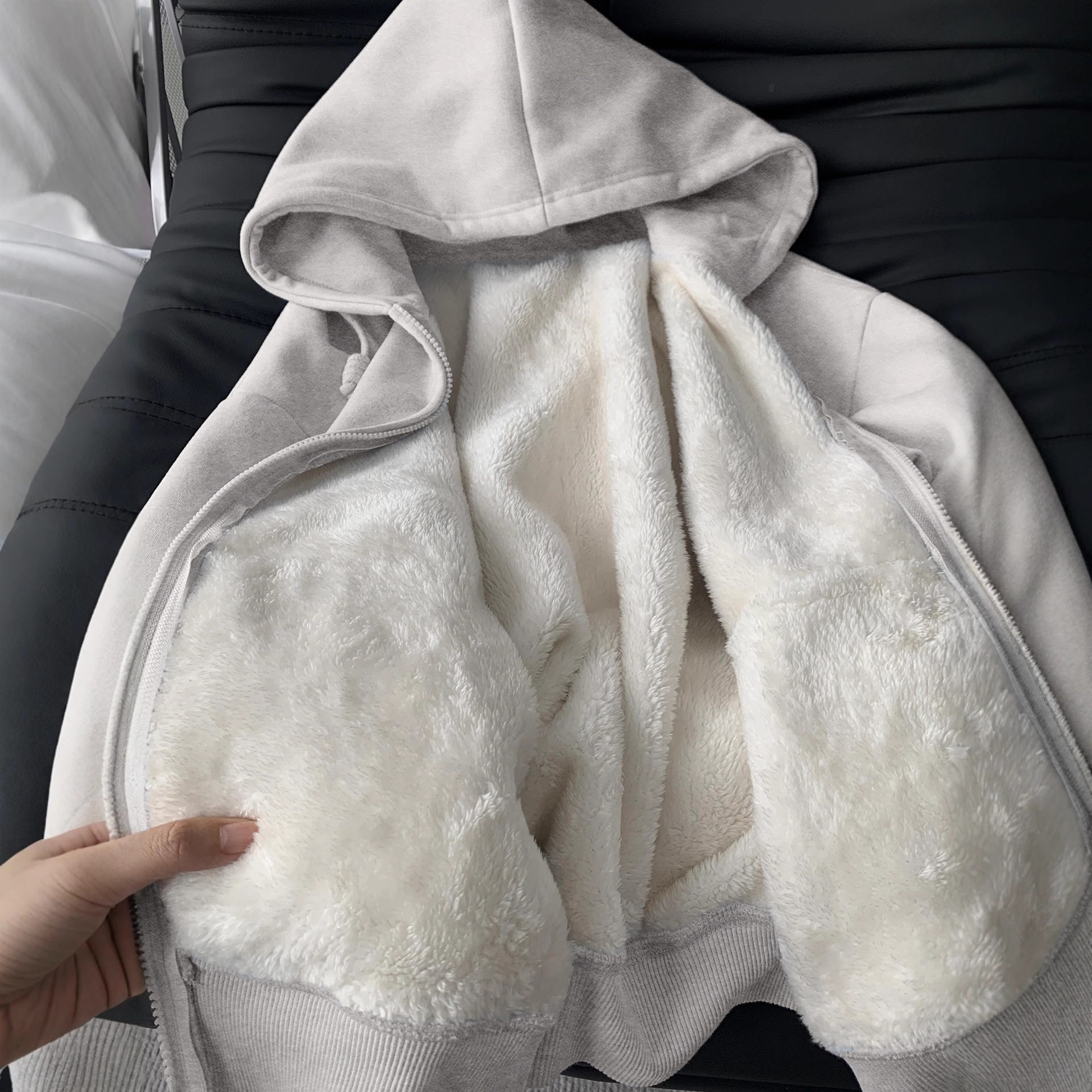 秋冬厚外套2025新款羊羔绒加绒连帽卫衣女款小个子初冬上衣