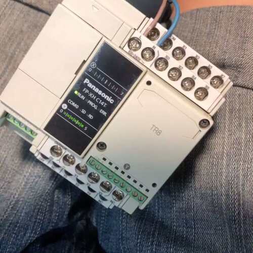 议价PLC+AFPXHC14T-F tr8 功能完好 测试后