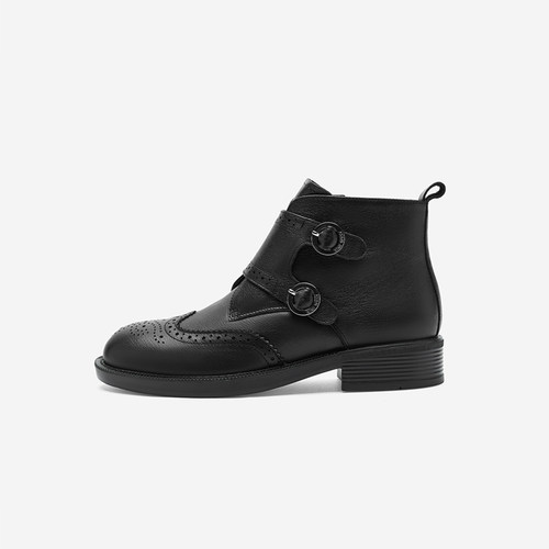 NineWest/玖熙双扣雕花短靴女鞋